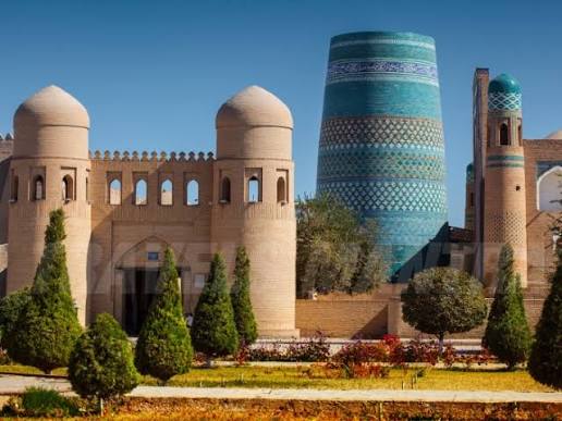 7-Day Uzbekistan Grand Tour: Samarkand, Bukhara, Khiva & Ancient Desert Fortresses - slide 10